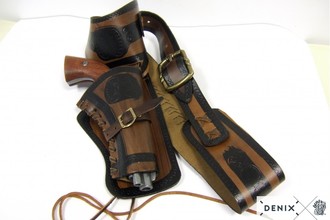 Photo CDCE703-05-Ceinturon avec un holster pour revolver Western
